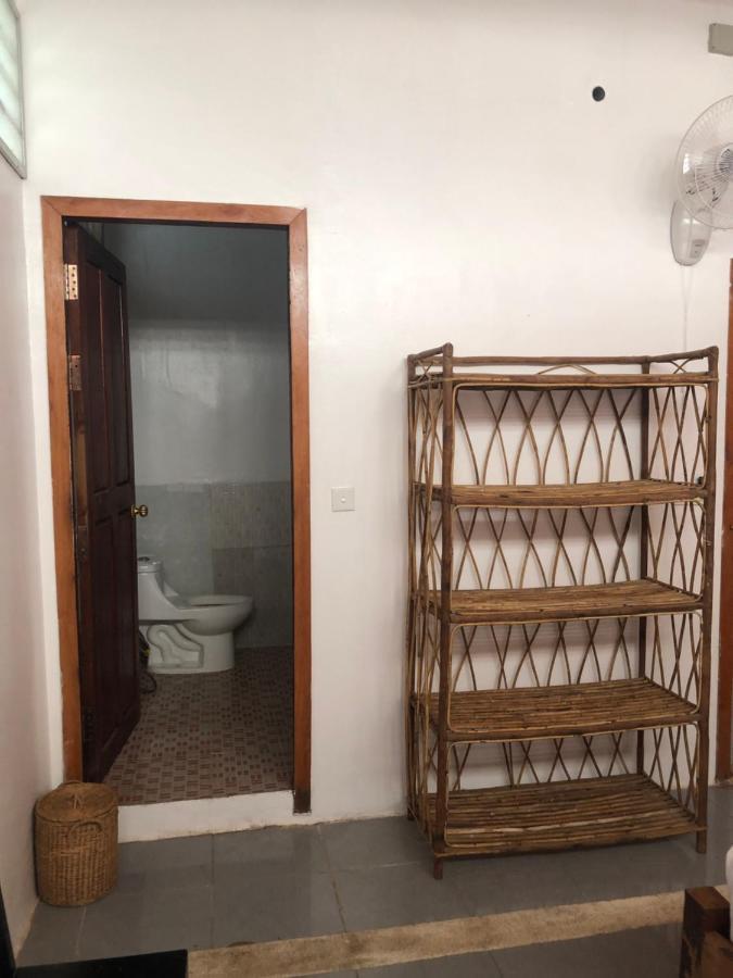 Nomad Guesthouse Кратьє Екстер'єр фото