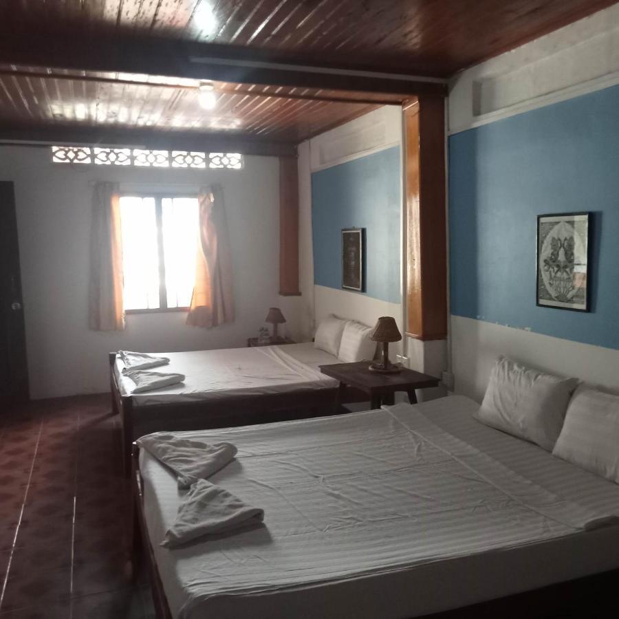 Nomad Guesthouse Кратьє Екстер'єр фото